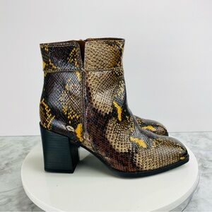 Franco Sarto Leather Ankle Boots 6.5 Lizzard Brown Yellow Zip Block Heel Square
